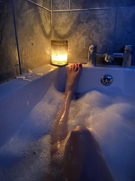 Foto di nudo di fuga di OnlyFans di El