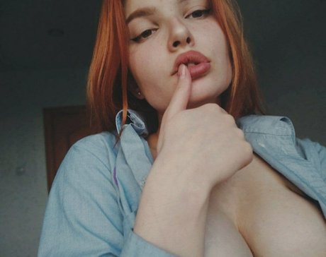 Foto di nudo di fuga di OnlyFans di Aliaksandra