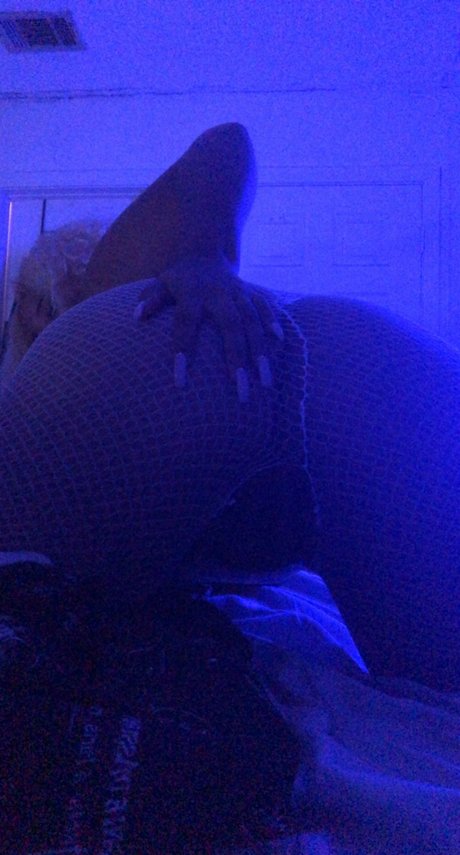 Foto di nudo di fuga di OnlyFans di Here To Make A Sticky Mess
