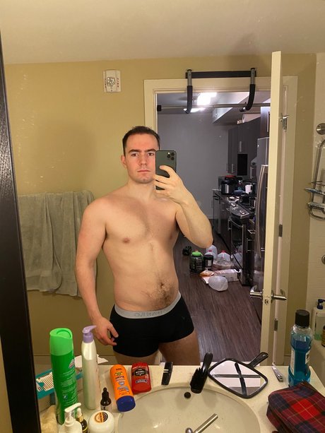 Foto di nudo di fuga di OnlyFans di Musclesinstalling
