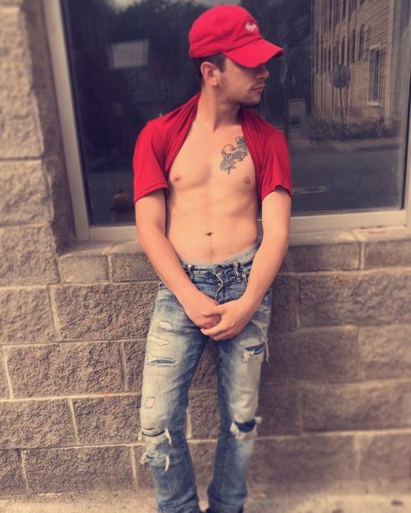 Foto di nudo di fuga di OnlyFans di Papi