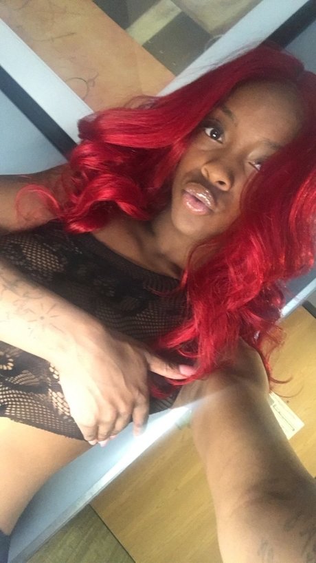 Foto di nudo di fuga di OnlyFans di Khiakandyy 