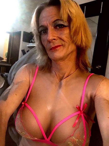 Foto di nudo di fuga di OnlyFans di Dana Marie Deamer