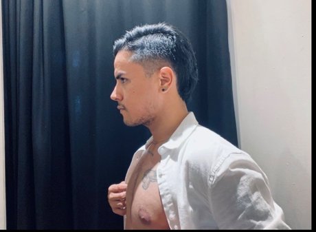 Foto di nudo di fuga di OnlyFans di Mostil