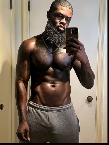 Foto di nudo di fuga di OnlyFans di Daddy Rozay