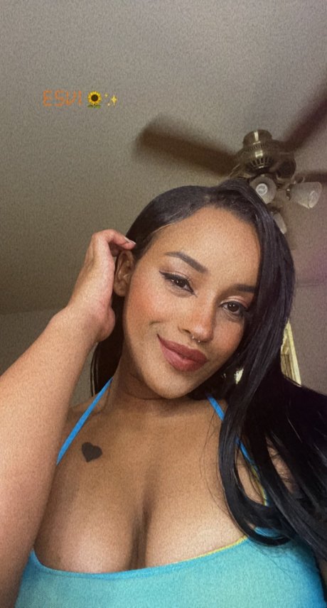 Foto di nudo di fuga di OnlyFans di Nicole Cherri