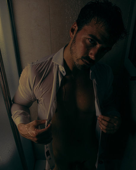 Foto di nudo di fuga di OnlyFans di Nicolas