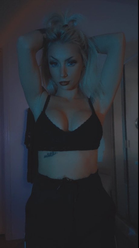 Foto di nudo di fuga di OnlyFans di Nichelle Taylor