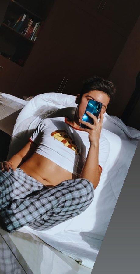 Foto di nudo di fuga di OnlyFans di Edoardo
