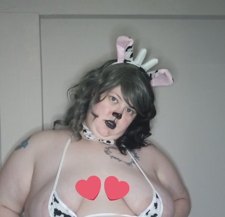 Foto di nudo di fuga di OnlyFans di  Hairy Bbw Nerd 