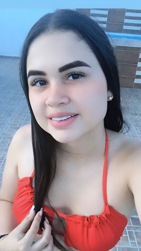 Foto di nudo di fuga di OnlyFans di Nay