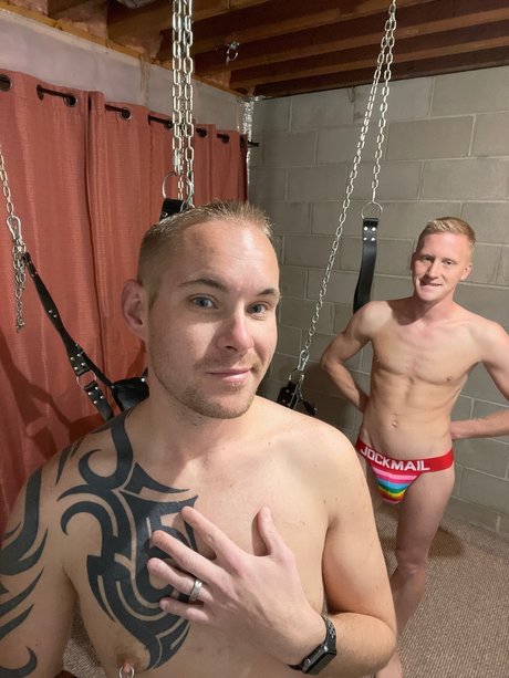 Foto di nudo di fuga di OnlyFans di Naughtyboi