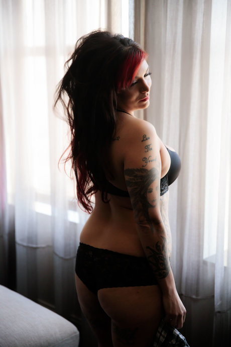 Foto di nudo di fuga di OnlyFans di Nativequeen9120