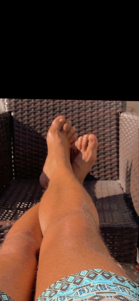 Foto di nudo di fuga di OnlyFans di Native Guy