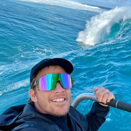 Foto di nudo di fuga di OnlyFans di Nathan Florence