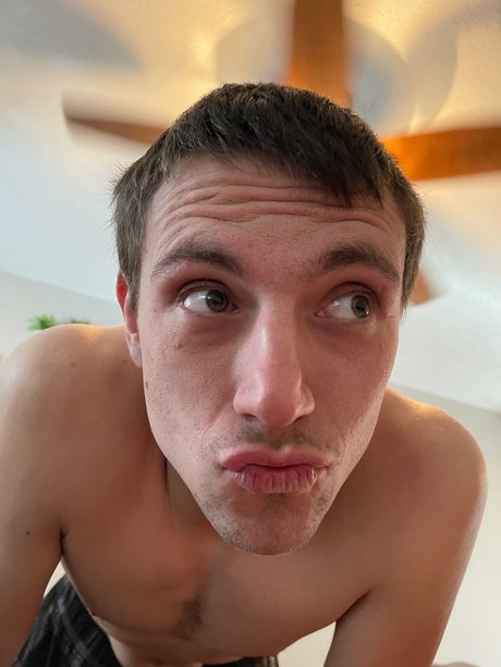 Foto di nudo di fuga di OnlyFans di Nate The Diesel Mechanic