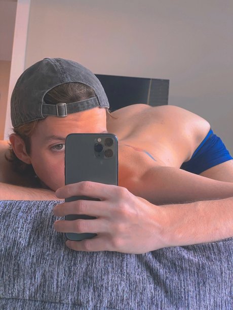 Foto di nudo di fuga di OnlyFans di Nate James