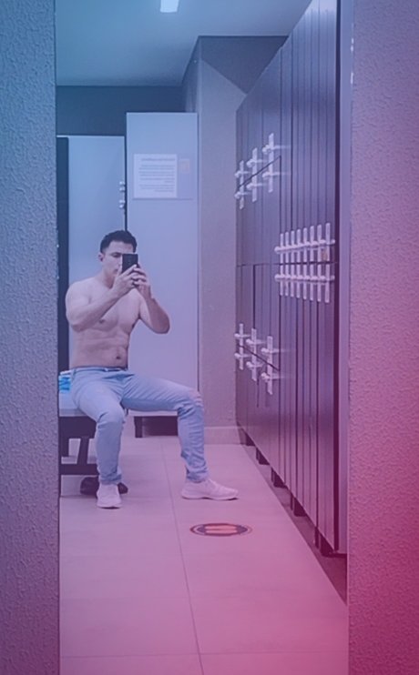 Foto di nudo di fuga di OnlyFans di Abraham