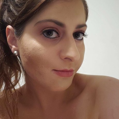 Foto di nudo di fuga di OnlyFans di Natasha Daniella