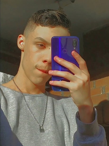 Foto di nudo di fuga di OnlyFans di Nathan Samuel Vip