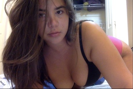 Foto di nudo di fuga di OnlyFans di Natalie Harte