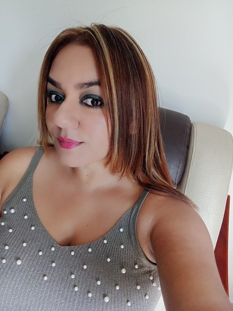 Foto di nudo di fuga di OnlyFans di Nana