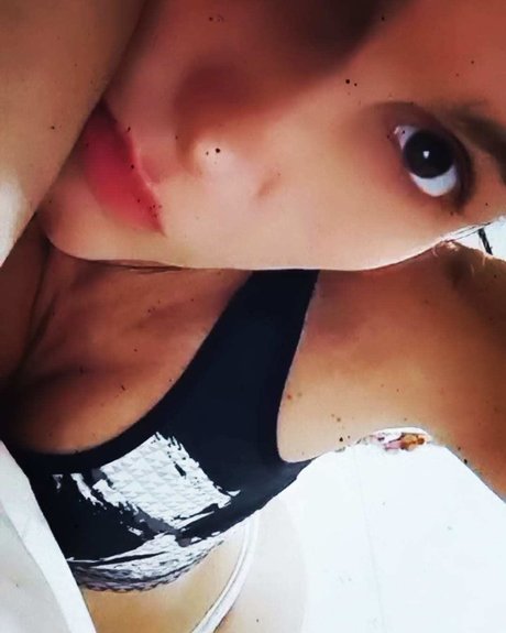 Foto di nudo di fuga di OnlyFans di Natalia