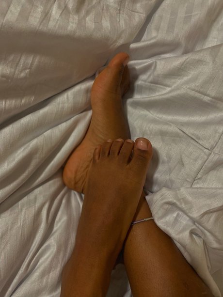 Foto di nudo di fuga di OnlyFans di Nata