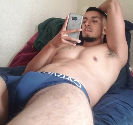 Foto di nudo di fuga di OnlyFans di Fernando