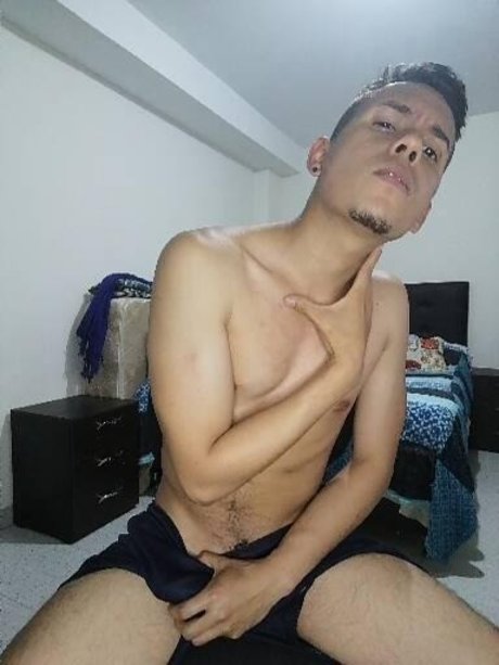 Foto di nudo di fuga di OnlyFans di Naniruiz23