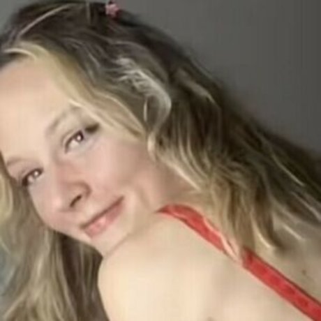 Foto di nudo di fuga di OnlyFans di Harmonyether