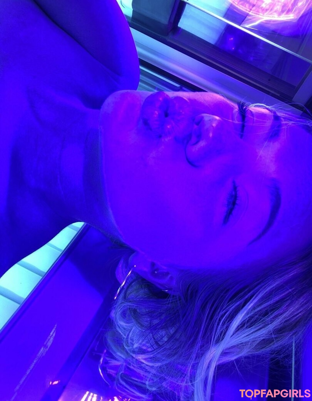 Foto di nudo di fuga di OnlyFans di Hempresskc #1250