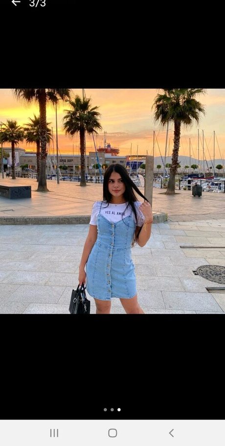 Foto di nudo di fuga di OnlyFans di Antobella
