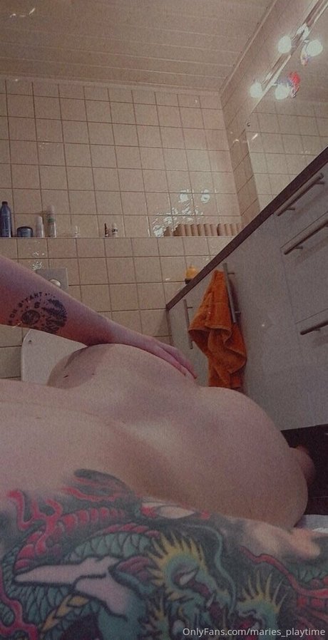 Foto di nudo di fuga di OnlyFans di Mariesplaytime