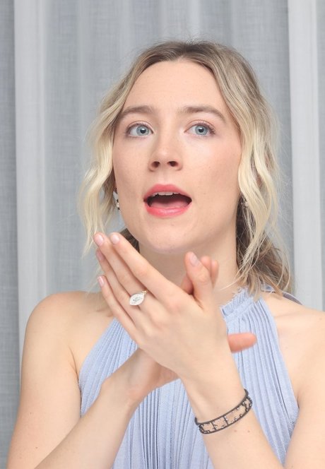 Foto di nudo di fuga di OnlyFans di Saoirse Ronan