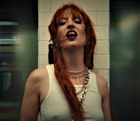 Foto di nudo di fuga di OnlyFans di Jess Glynne