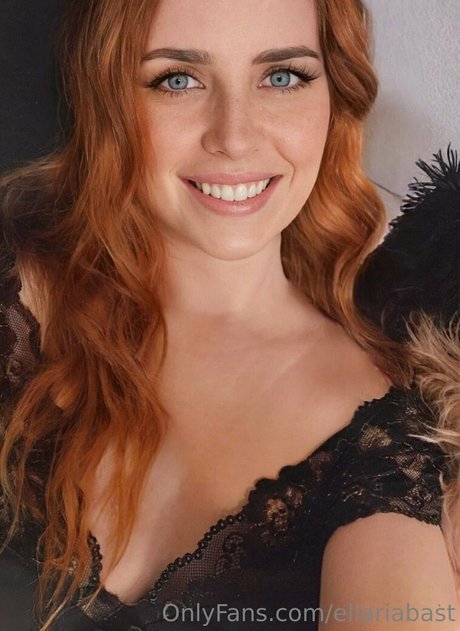 Foto di nudo di fuga di OnlyFans di Ellariabast