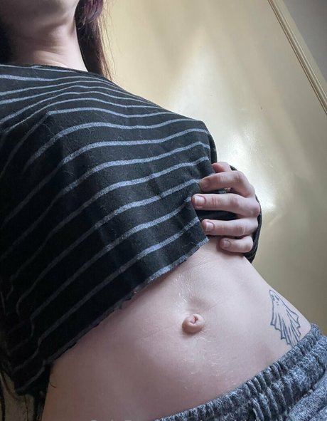 Foto di nudo di fuga di OnlyFans di Morbidlysweet