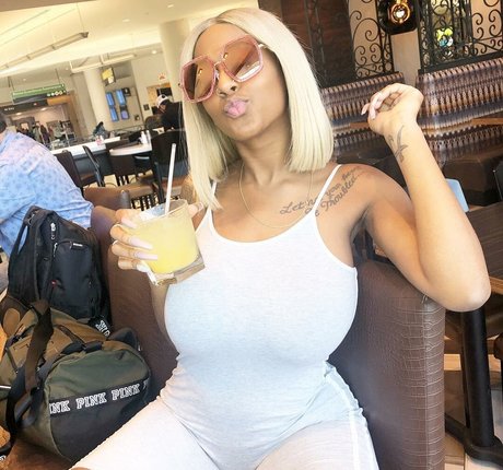 Foto di nudo di fuga di OnlyFans di Katarra Mcduffie