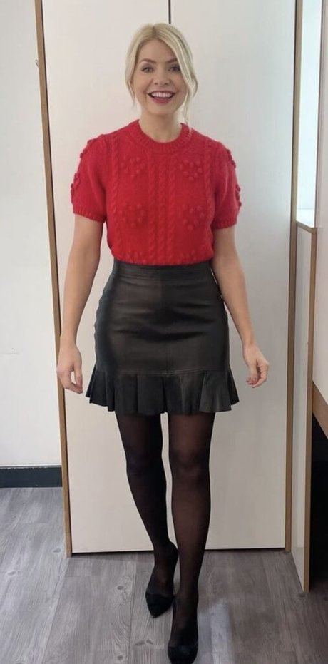 Foto di nudo di fuga di OnlyFans di Holly Willoughby