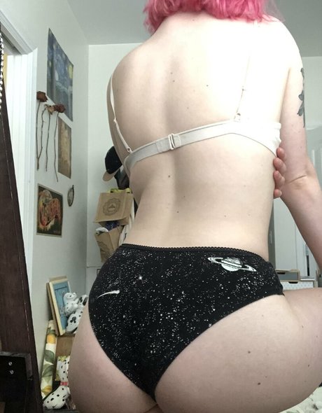Hhannahraee