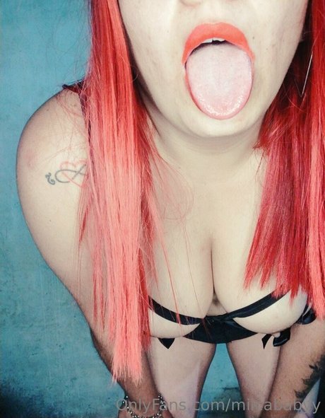 Foto di nudo di fuga di OnlyFans di Miicababyy