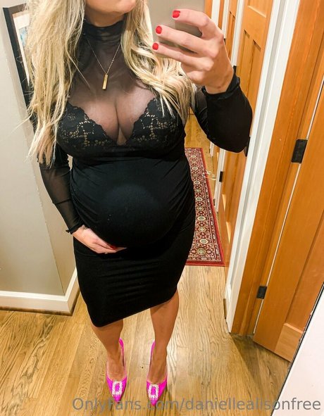 Daniellealison