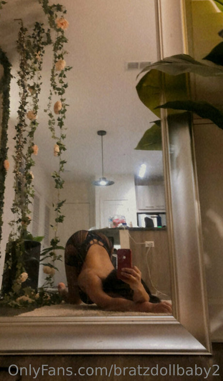 Foto di nudo di fuga di OnlyFans di Bratzdollbaby2