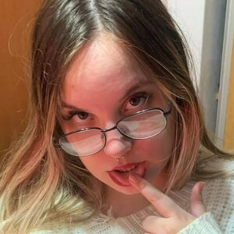 Foto di nudo di fuga di OnlyFans di Latingema