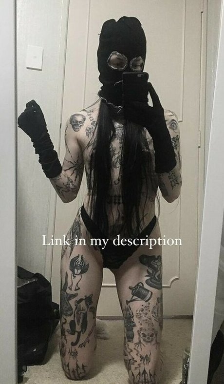 Foto di nudo di fuga di OnlyFans di Babyskeleton