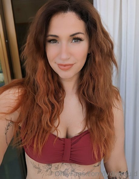 Foto di nudo di fuga di OnlyFans di Biglyds Lydia