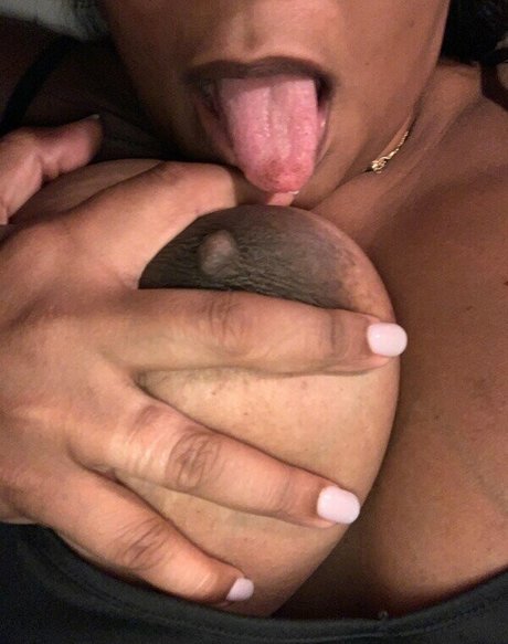 Foto di nudo di fuga di OnlyFans di Sunkissedgrl