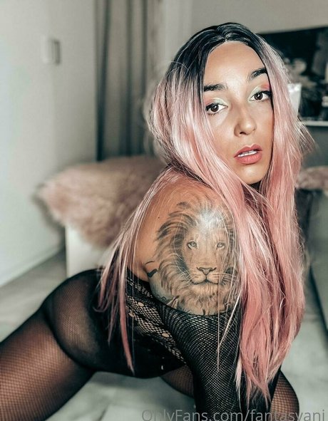 Foto di nudo di fuga di OnlyFans di Fantasyani