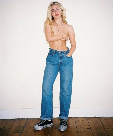 Foto di nudo di fuga di OnlyFans di Anais Gallagher